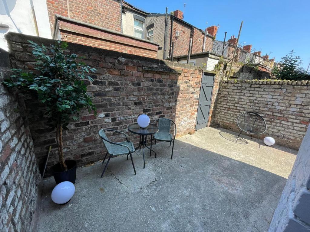 Newly Renovated Apartments In Liverpool - Extended Stay ภายนอก รูปภาพ