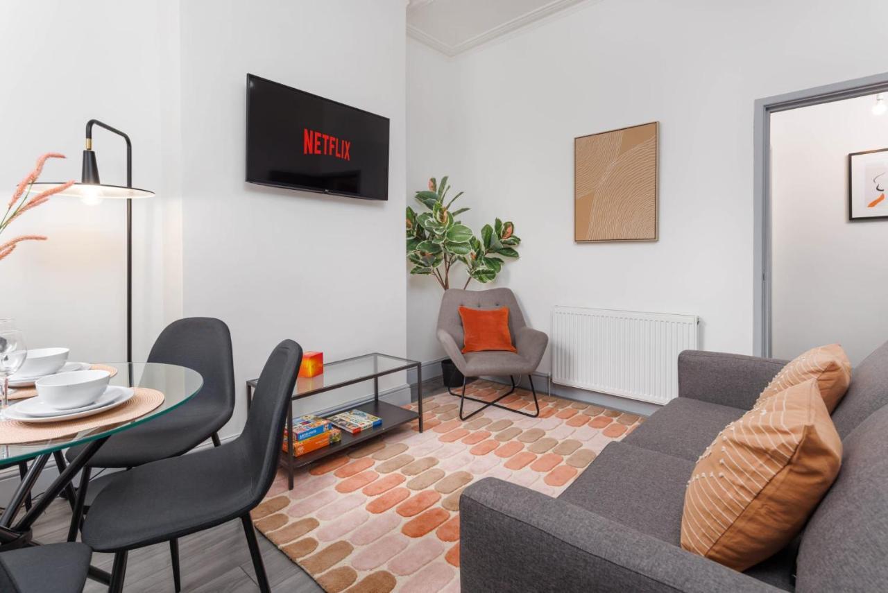 Newly Renovated Apartments In Liverpool - Extended Stay ภายนอก รูปภาพ