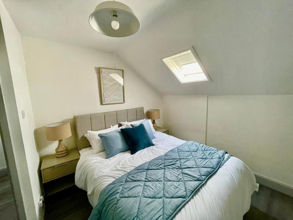 Newly Renovated Apartments In Liverpool - Extended Stay ภายนอก รูปภาพ
