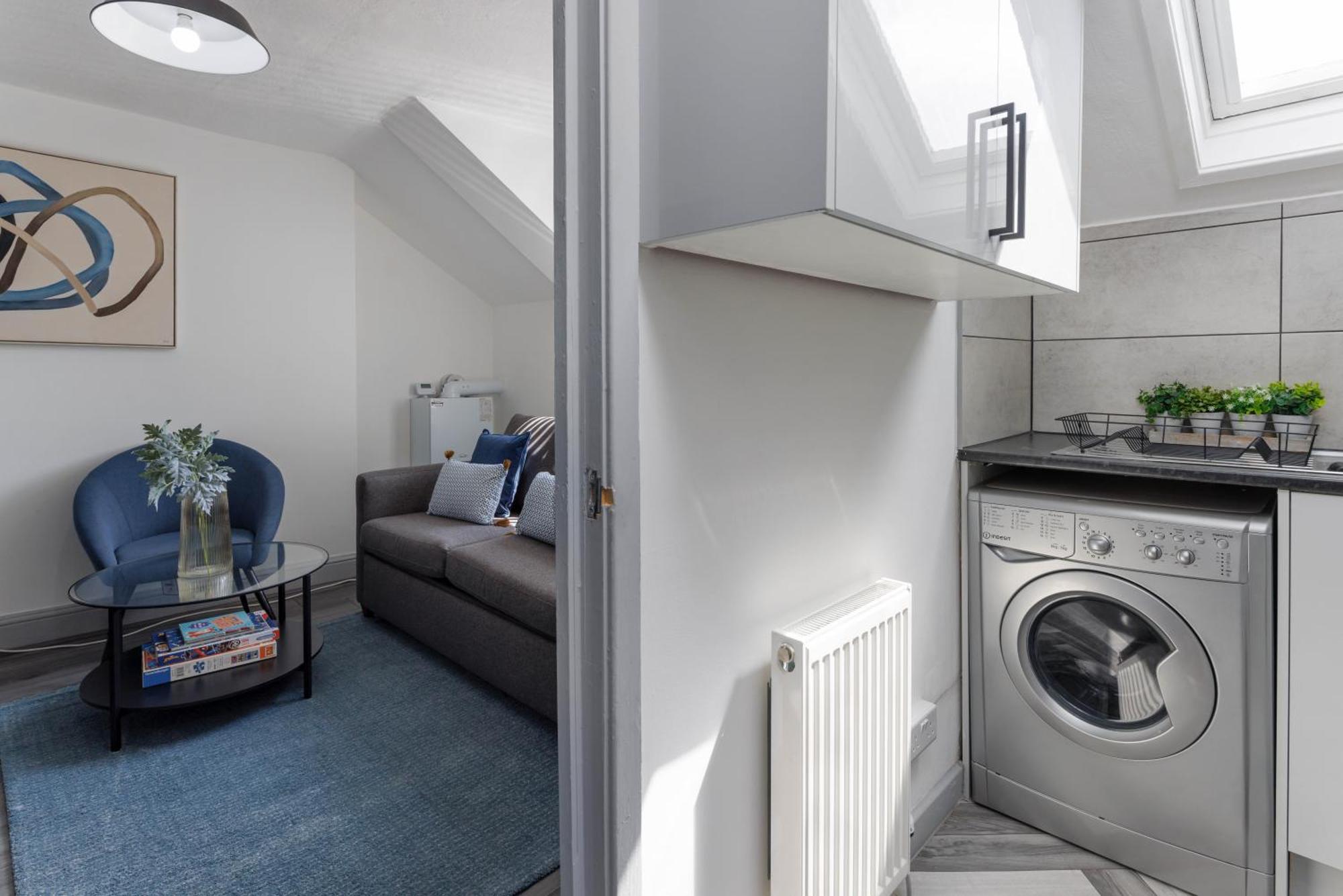 Newly Renovated Apartments In Liverpool - Extended Stay ภายนอก รูปภาพ