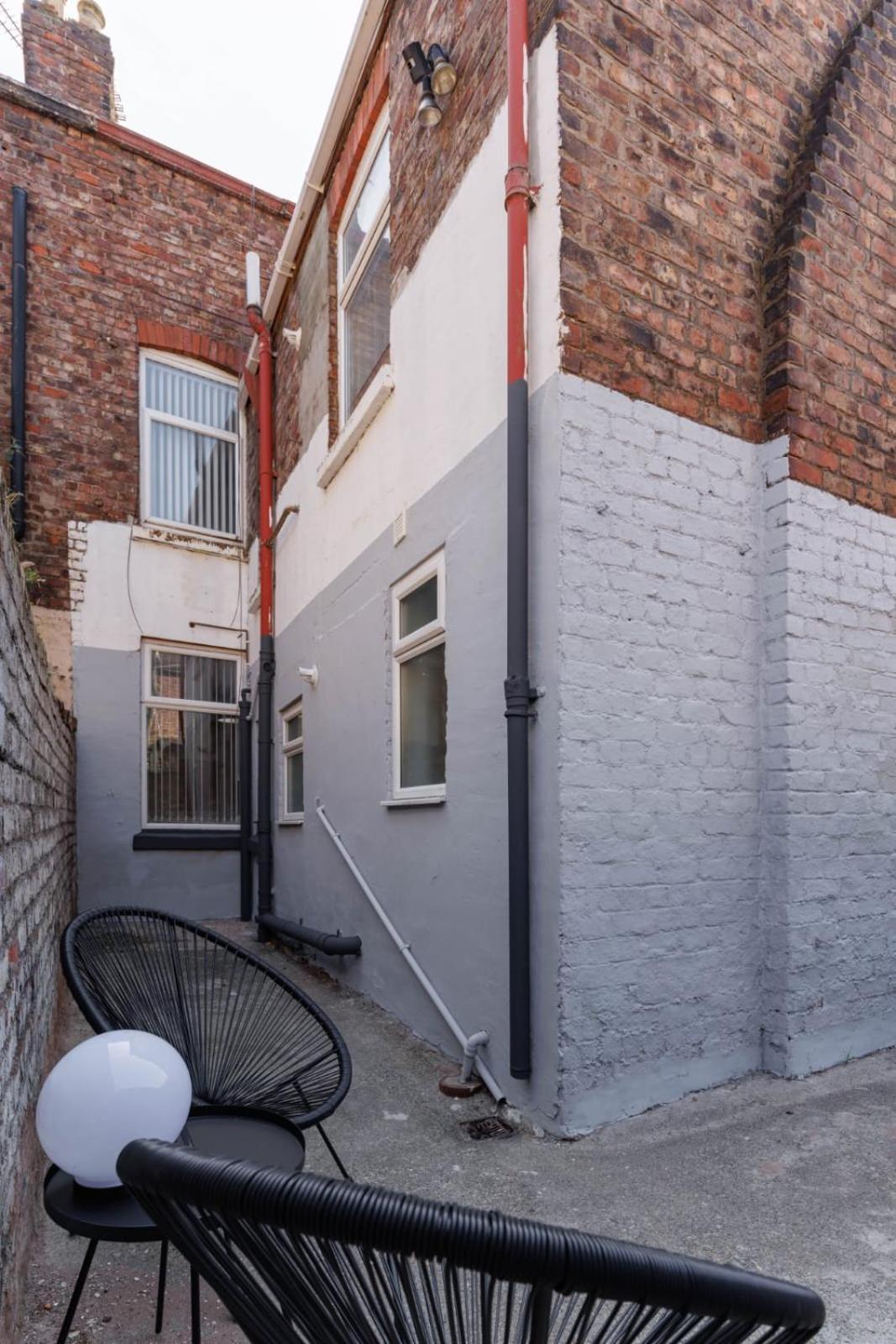Newly Renovated Apartments In Liverpool - Extended Stay ภายนอก รูปภาพ